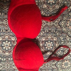 Victoria’s Secret abra 36C removable straps